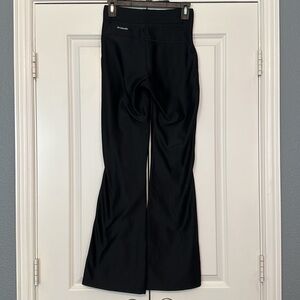 Columbia Black Wide Leg‎ Leggings 9” Mid Rise Size X-Small Omni Wick Retro Flare